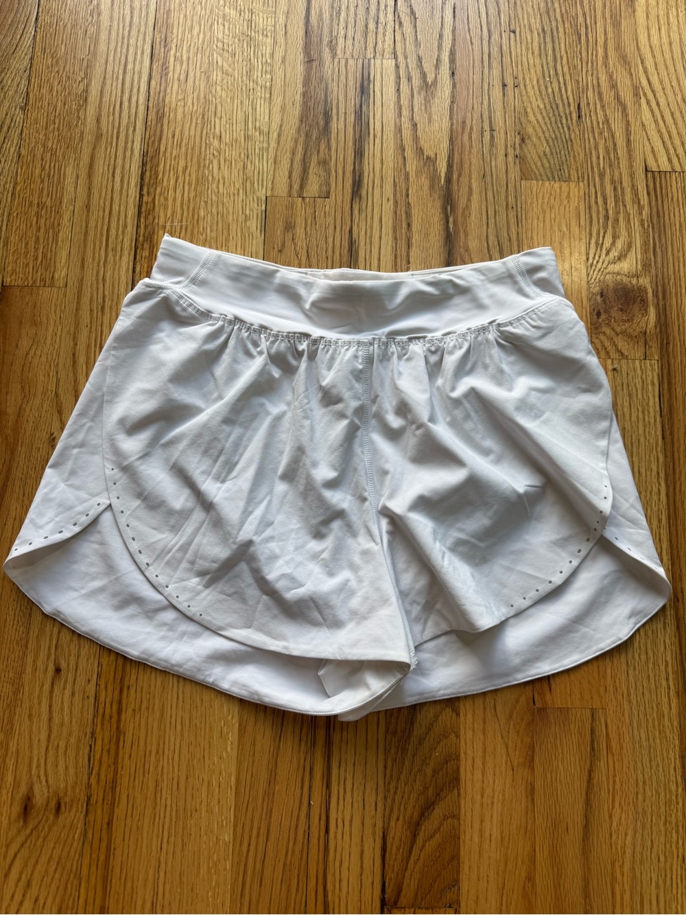Lululemon Fast and Free 3” HR Short Size 6 White